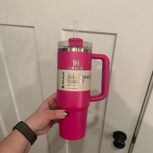 Stanley 30 oz “Camelia”